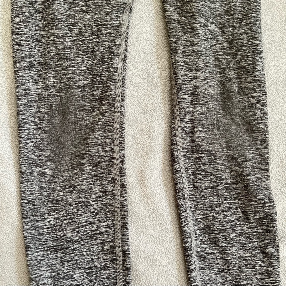 ❤️ Beyond yoga spacedye black white gray leggings - Picture 3 of 9